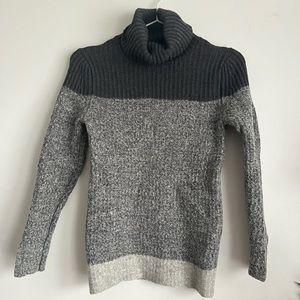 Banana Republic - Grey Knot Wool Blend Turtleneck Sweater